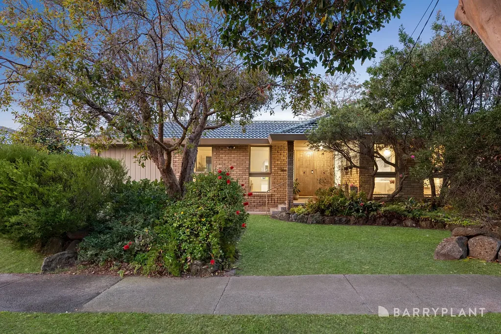 81 Village Drive, Dingley Village, VIC 3172