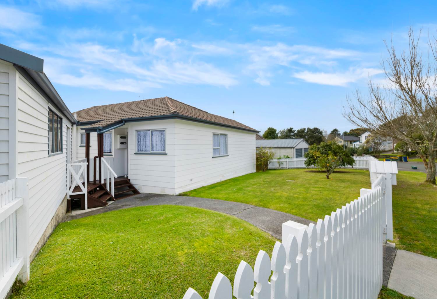 24 Santiago Crescent, Unsworth Heights, Auckland - North Shore, 3 ห้องนอน, 1 ห้องน้ำ, House