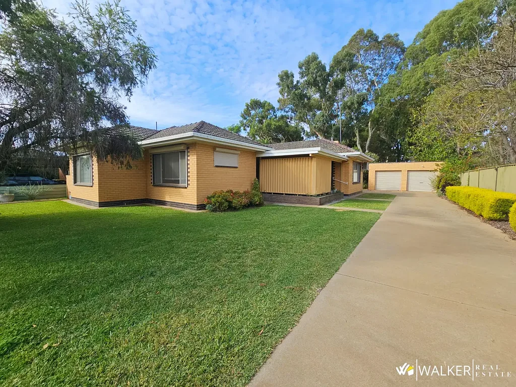 Kyabram 3ห้องนอน Classic Cream B/V Home – Handy Location