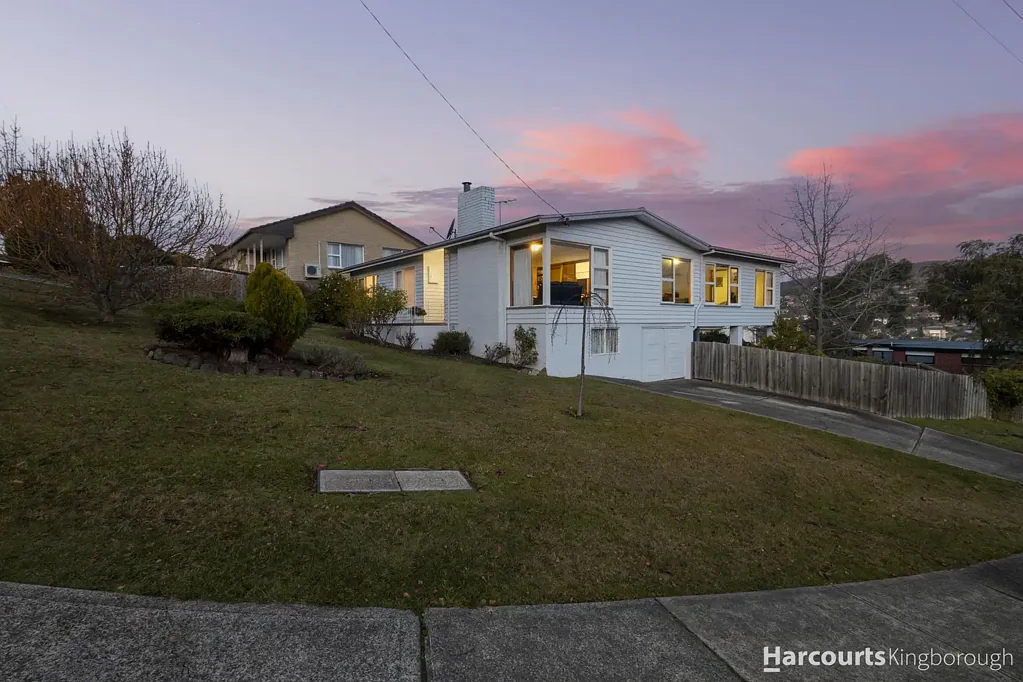 1 Monash Avenue, Lenah Valley, TAS 7008