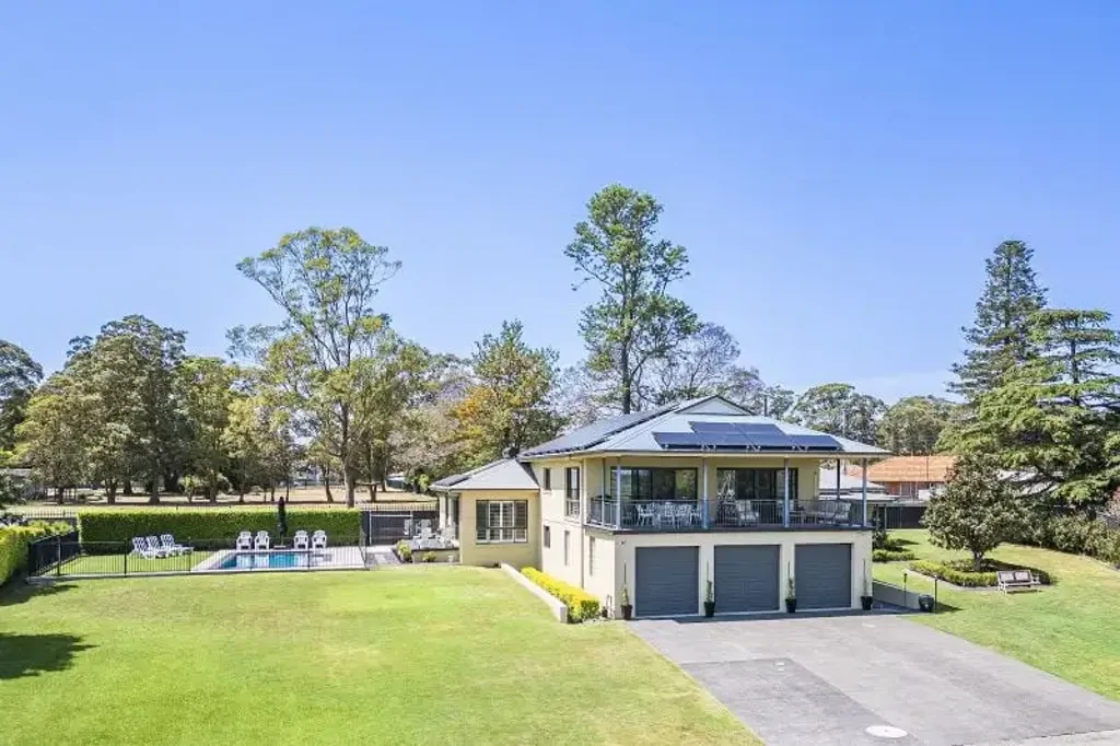 Raymond Terrace 4ห้องนอน Unrivalled Rural & River Views – A Rare 2.26ha Lifestyle Haven