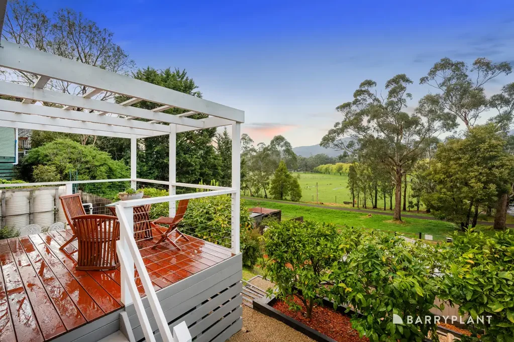 9 Alpine Boulevard, Launching Place, VIC 3139