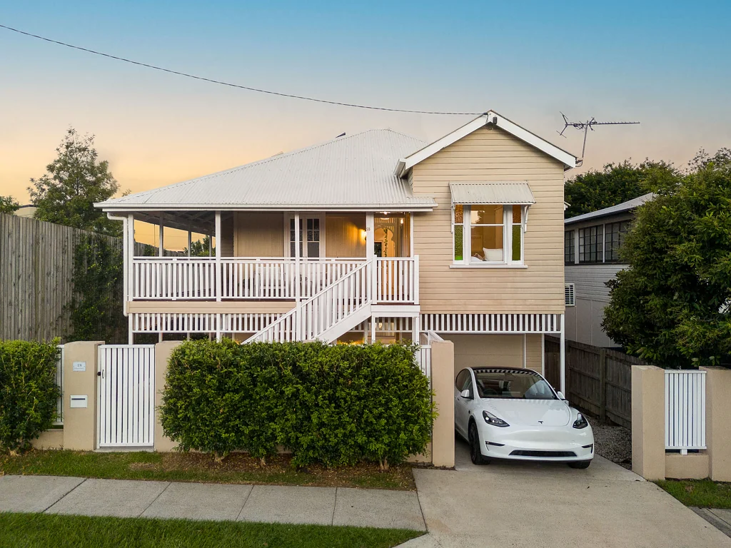 18 Swan Street, Gordon Park, QLD 4031