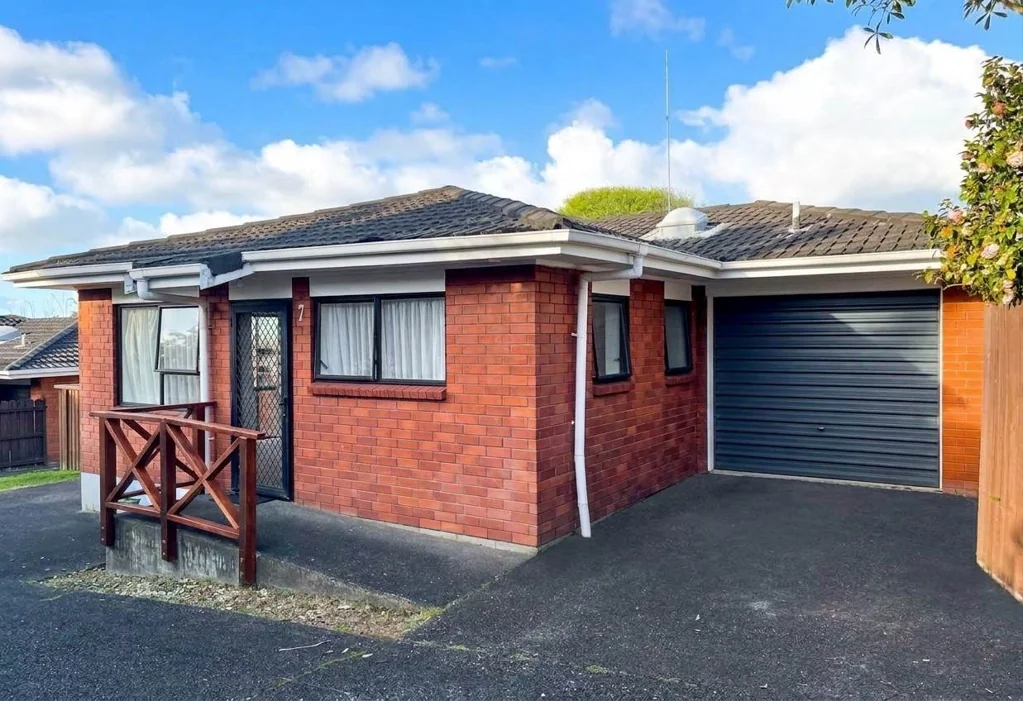2 Bedroom Home in New Lynn