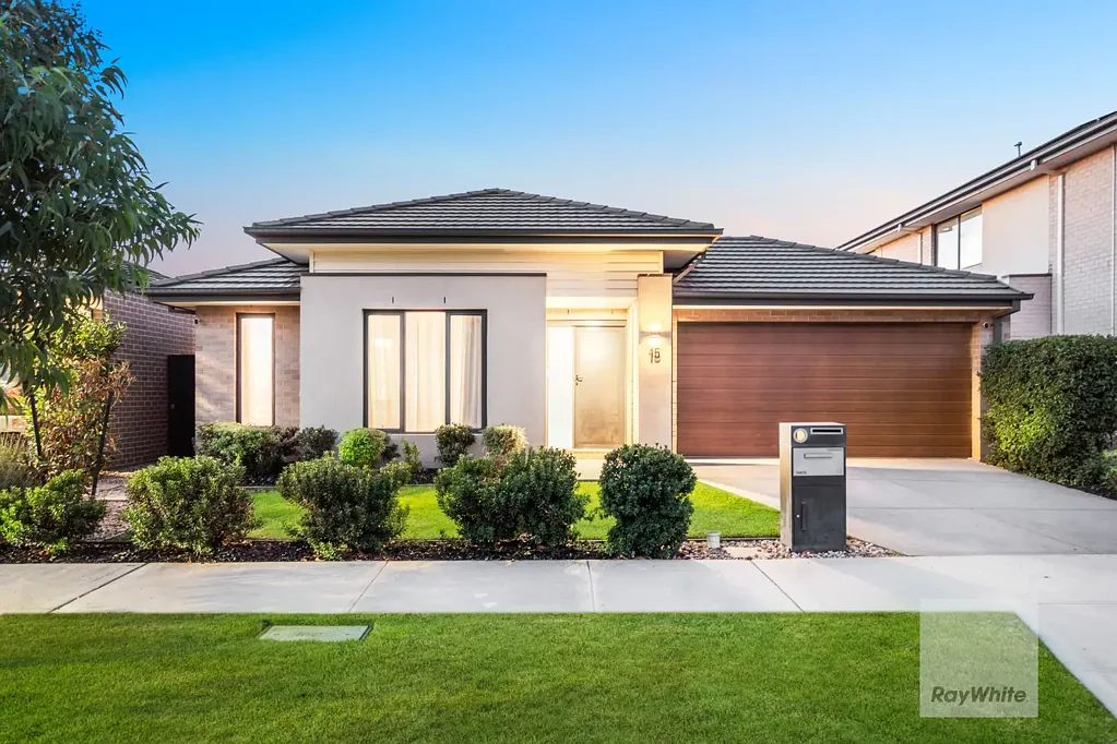 15 chestnut street, Aintree, VIC 3336