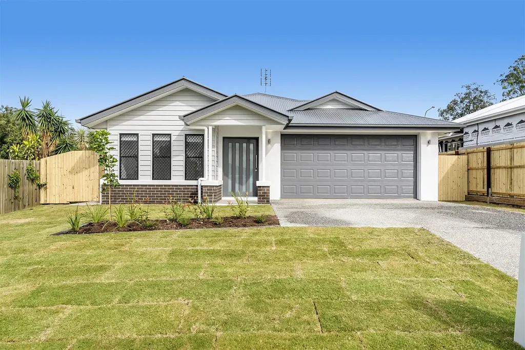 South Maclean 4部屋 Luxury Upgrades as Standard  Your Custom Home, Fixed Price, Ready in 16 Weeks