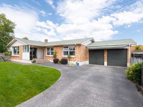 Saint Andrews 3房  Comfort, Convenience, And Charm!