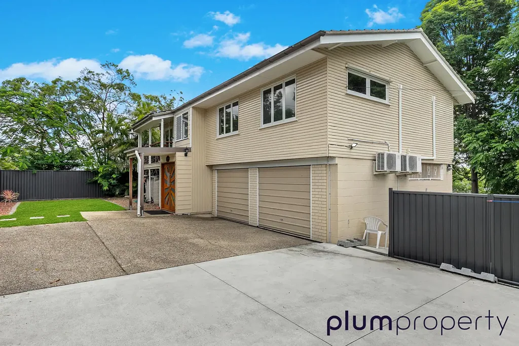 Spacious Family Home with Dual Living!