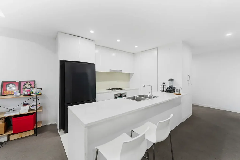 Strathfield 2Zimmer Spacious, Modern & Perfectly Positioned in Strathfield