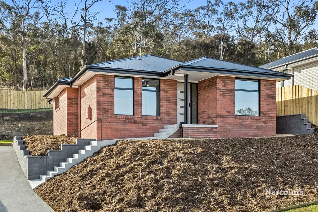 7 Fryett Drive, Claremont, TAS 7011
