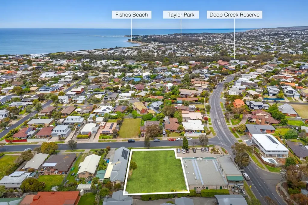 Torquay PRIME DEVELOPMENT OPPORTUNITY IN A HIGHLY SOUGHT-AFTER COASTAL LOCATION