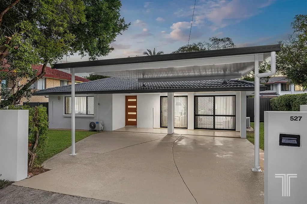 Upper Mount Gravatt 4ห้องนอน Renovated With Purpose. Ready For Life.