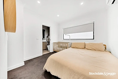 2/18 Wackett Street, Laverton, VIC 3028, 3 Bedrooms, 2 Bathrooms, Townhouse