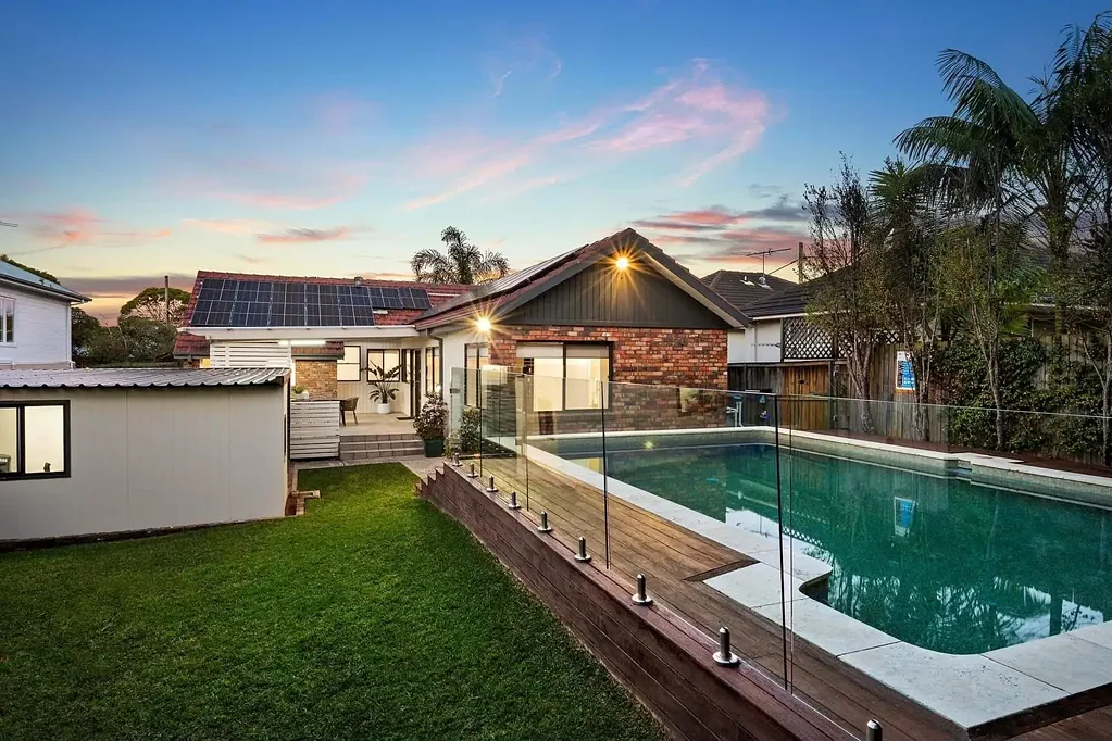 Seaforth 3房 轻松的家庭生活，田园诗般的环境，未来潜力无限 Relaxed family living in idyllic locale with future potential