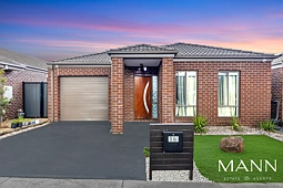 16 Fenland Street, Craigieburn