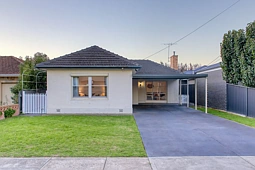 8 Coral Sea Road, Fulham