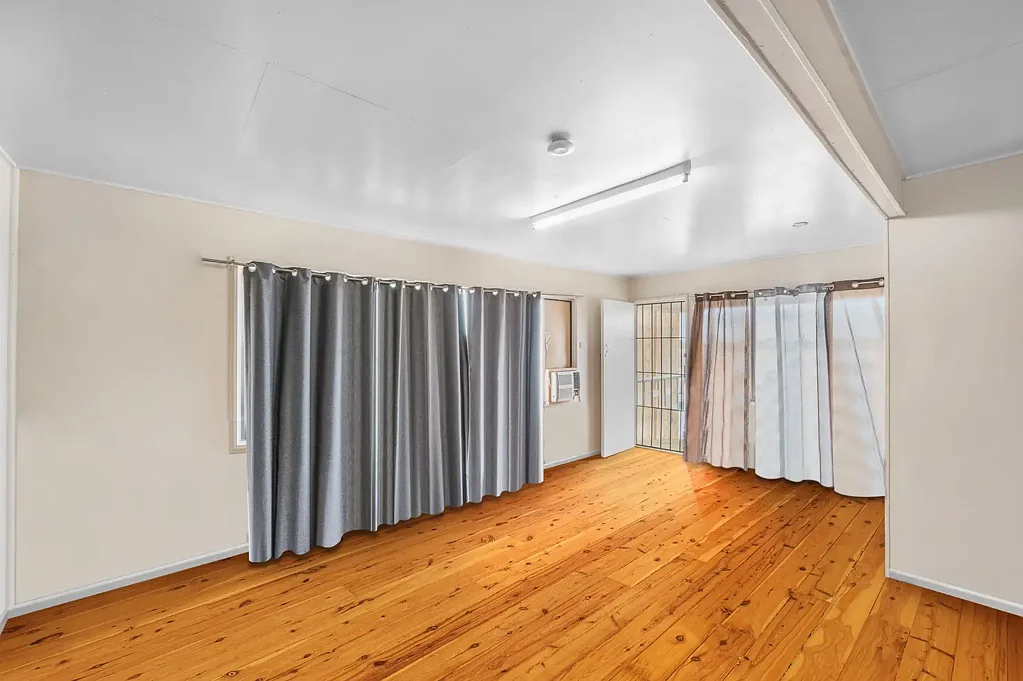 Clinton 4침실 DUAL INCOME INVESTMENT OPPORTUNITY