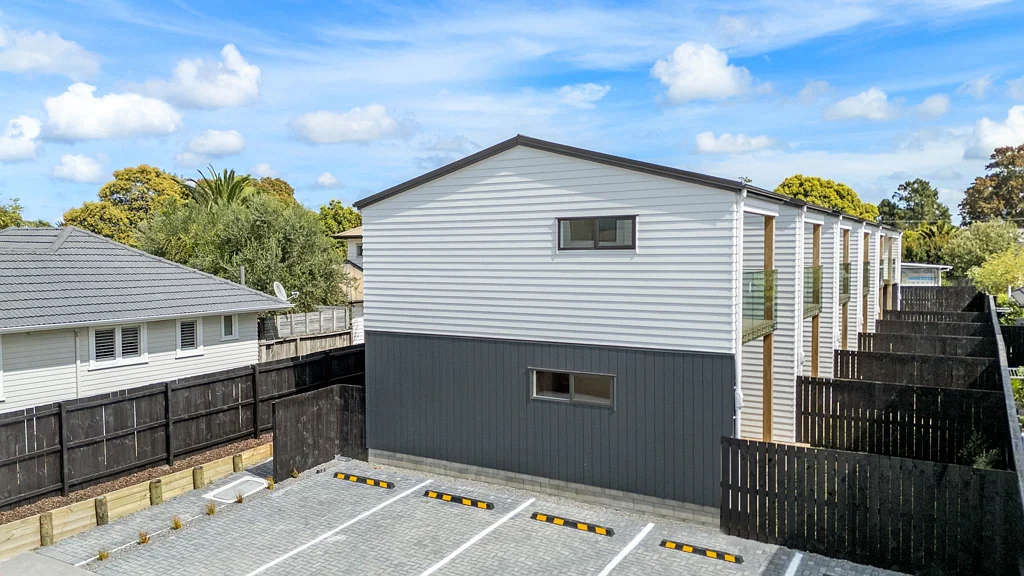 Te Atatu Peninsula 2 Slaapkamer Quality Family home from $629k