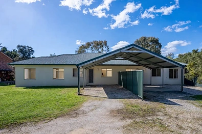 Mudgee 5Zimmer STRONG INVESTMENT OPPORTUNITY WITH 6% RETURN