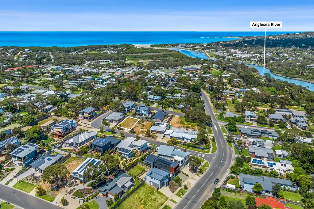 Anglesea  A RARE OPPORTUNITY TO CREATE YOUR DREAM COASTAL HOME IN THE HEART OF ANGLESEA