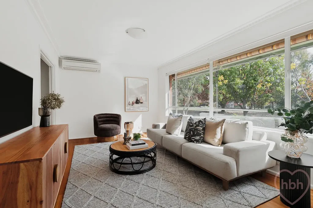 Hackett 3房  Dream location in a wonderful neighbourhood - wonderful entry level opportunity!