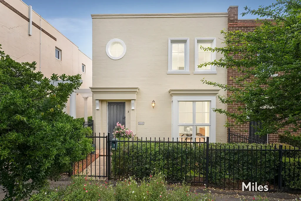 Ivanhoe 3Kwarto Low-Maintenance Living in Exclusive Ivanhoe Mews