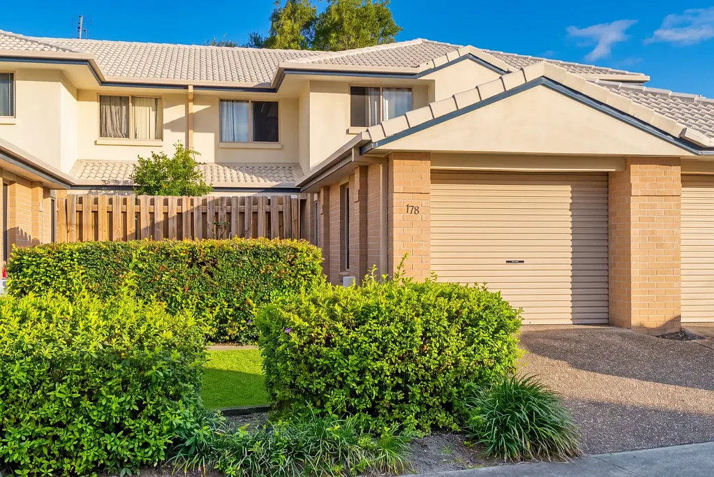 Tweed Heads South 3ਬੈੱਡਰੂਮ Larger Than The Others - Plus A Double Garage