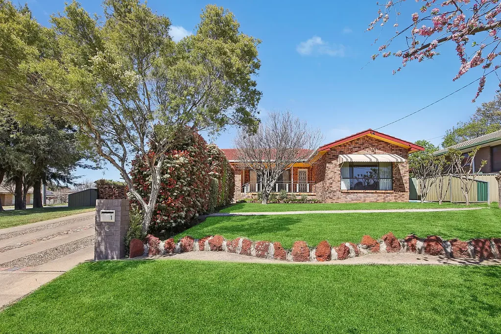 Mudgee 3ਬੈੱਡਰੂਮ A Rare Combination of Space, Location & Potential