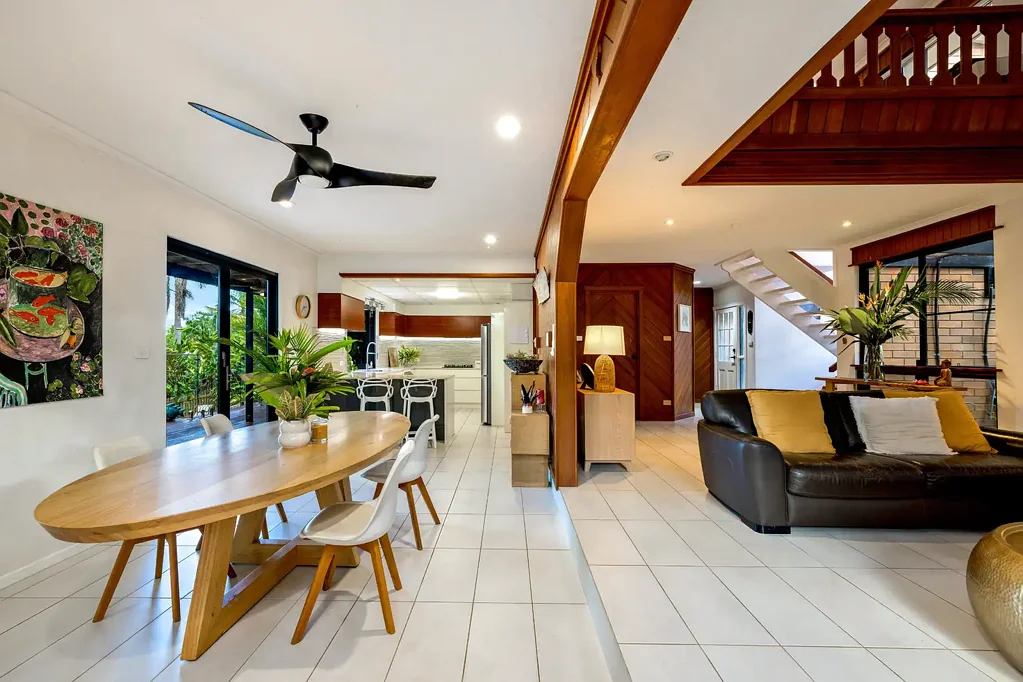 14 Eugenia Crescent, Redlynch, QLD 4870