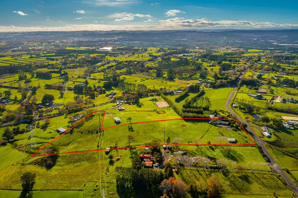 Taupaki 3 Bedroom Rural living duo for sale – buy one or both!