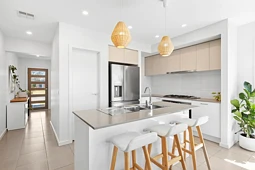 208 Warralily Boulevard, Armstrong Creek