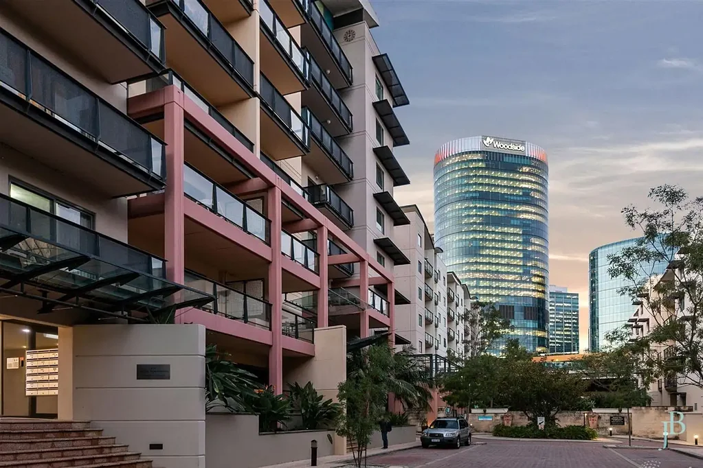 Perth 2房  City-edge living, with the Swan River and Kings Park on your doorstep