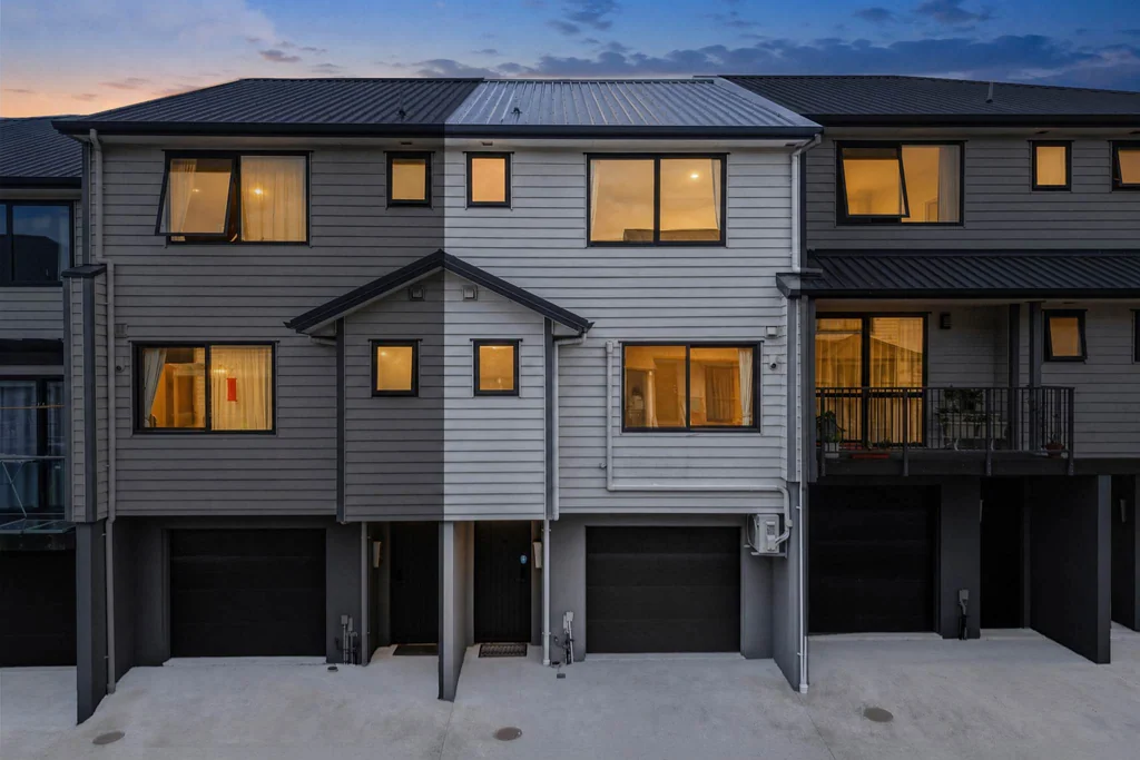 10 Peony Mews, Albany, North Shore City, Auckland