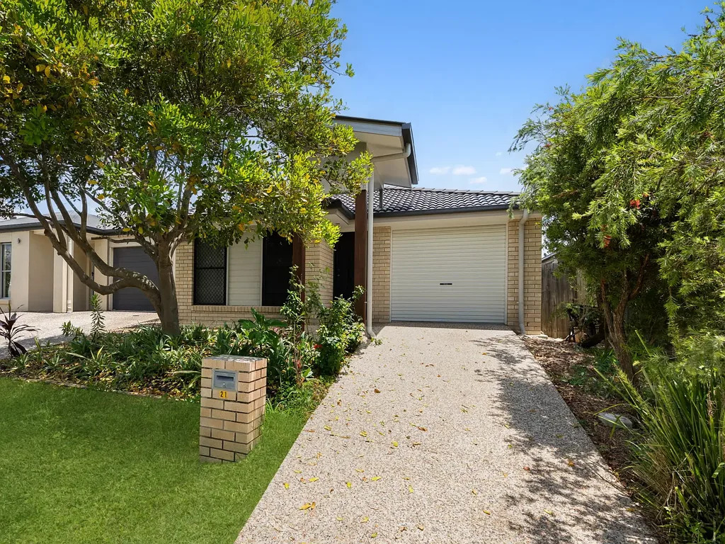 Redbank Plains 4ਬੈੱਡਰੂਮ A Bright and Practical Family Home in a Sought-After Location