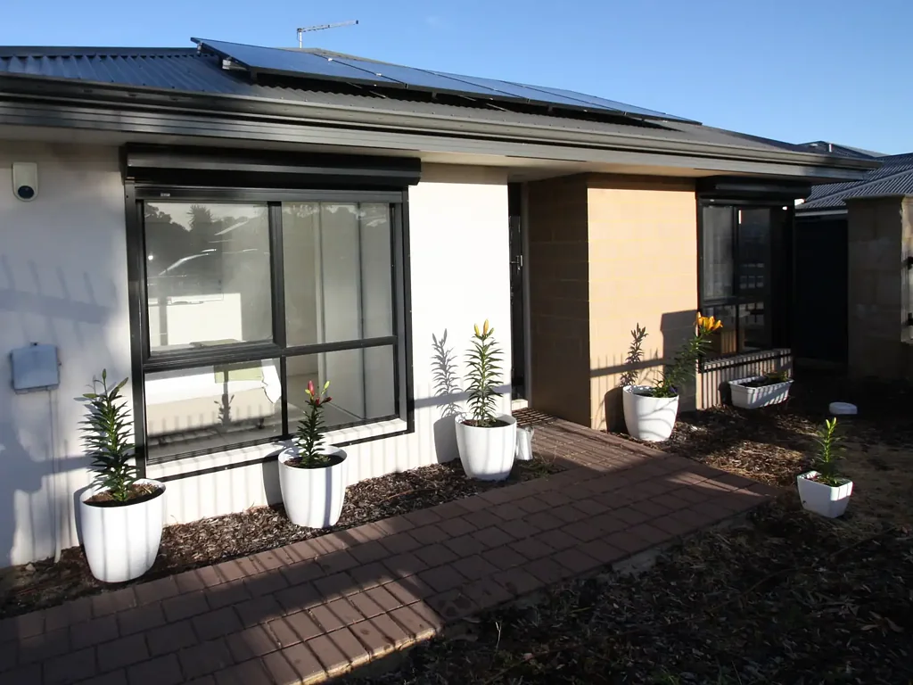 Baldivis 3房  Modern Family Home w/- Ducted Aircon and Solar