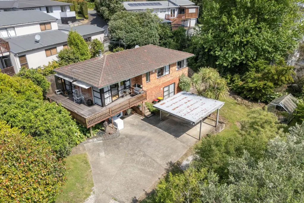 Howick 3Kwarto Prime Location/Exceptional Development Opportunity