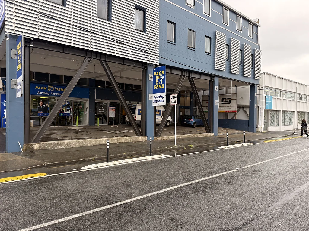 Newtown Central Warehouse with Showroom