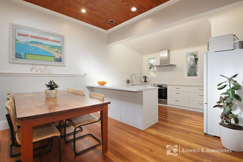 49 LAST ST, BEECHWORTH VIC 3747, 0房, 0浴, House