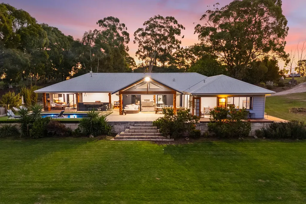 Baldivis 6ห้องนอน Acreage Lifestyle Living Backing Onto Nature’s Playground