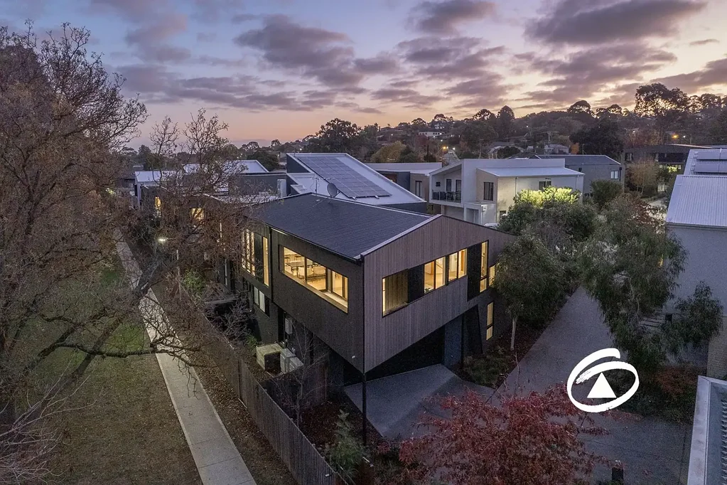 Berwick 3房  Sophisticated Style, Steps from Berwick Village