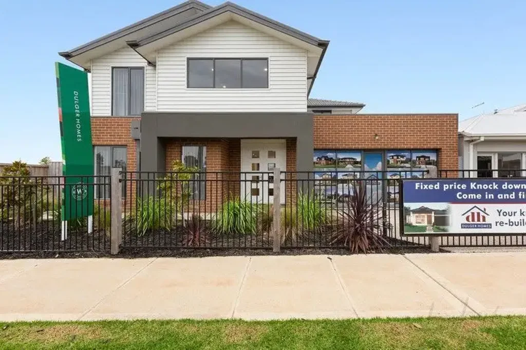 14 Masters Crescent, Mambourin, VIC 3024