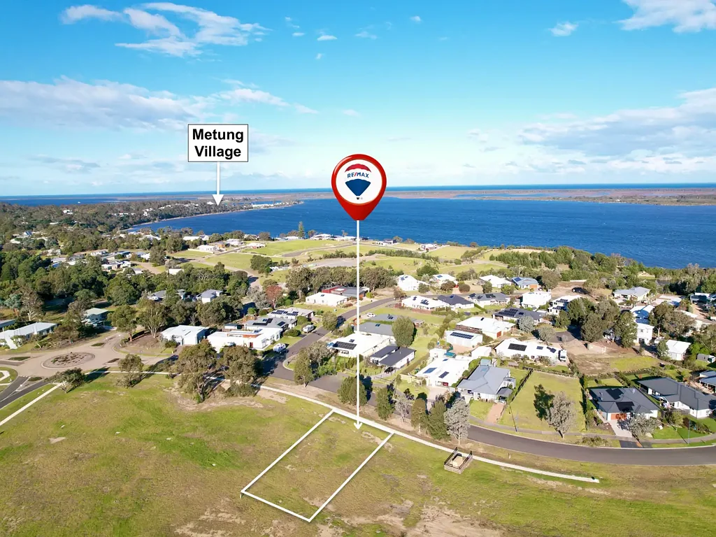 Metung Prestigious Coastal Living Awaits - 1003m² Allotment in Metung's Elite Kings Cove Estate