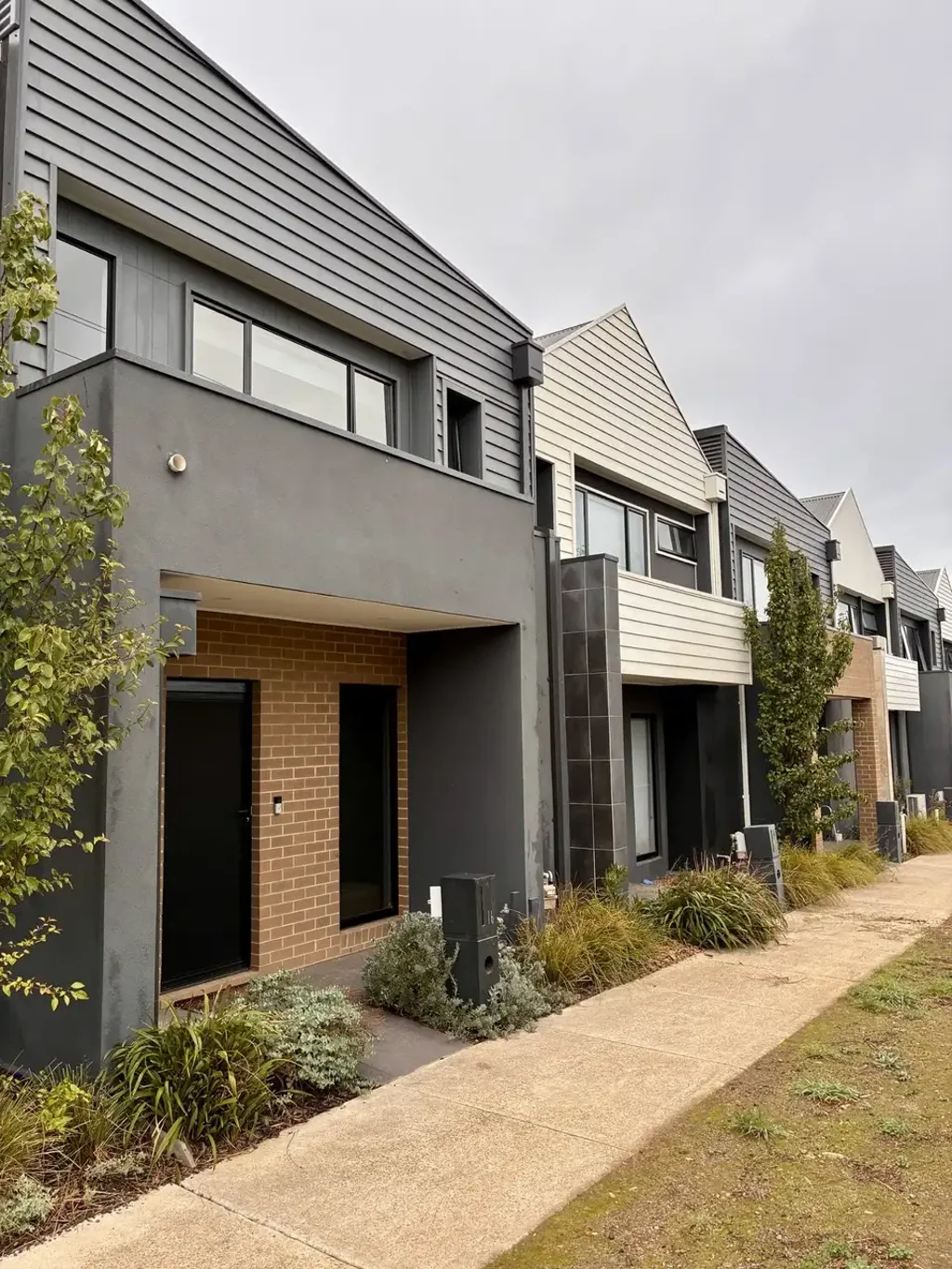 Stylish, Furnished Living in Sought-After Armstrong Creek