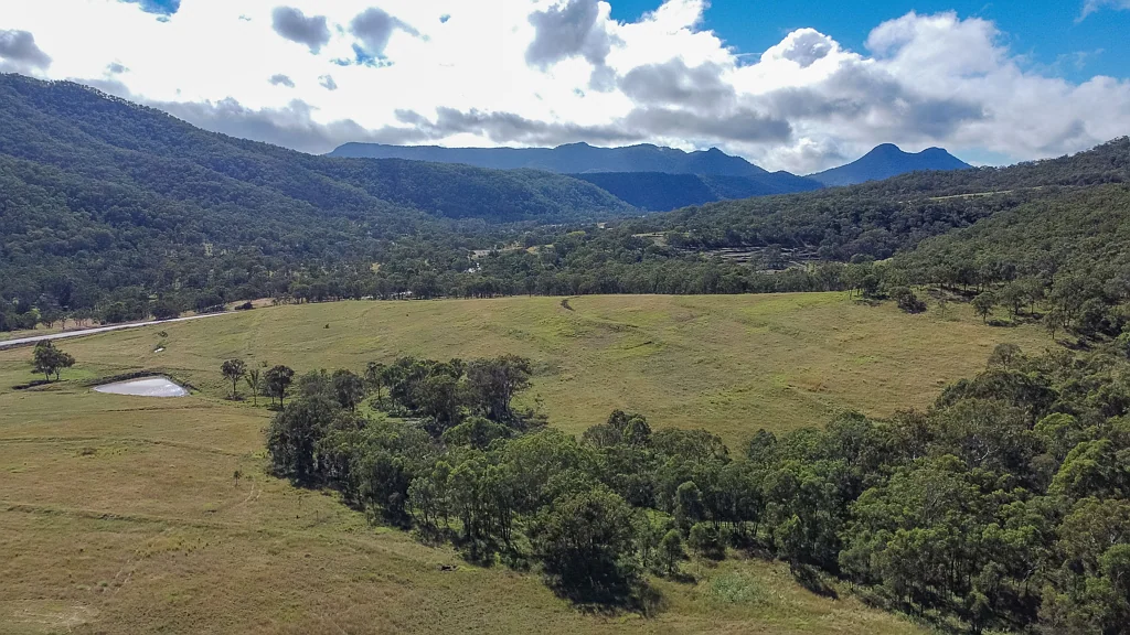 Tregony 'Alkira' - Best Of Country Living on the Doorstep of Brisbane