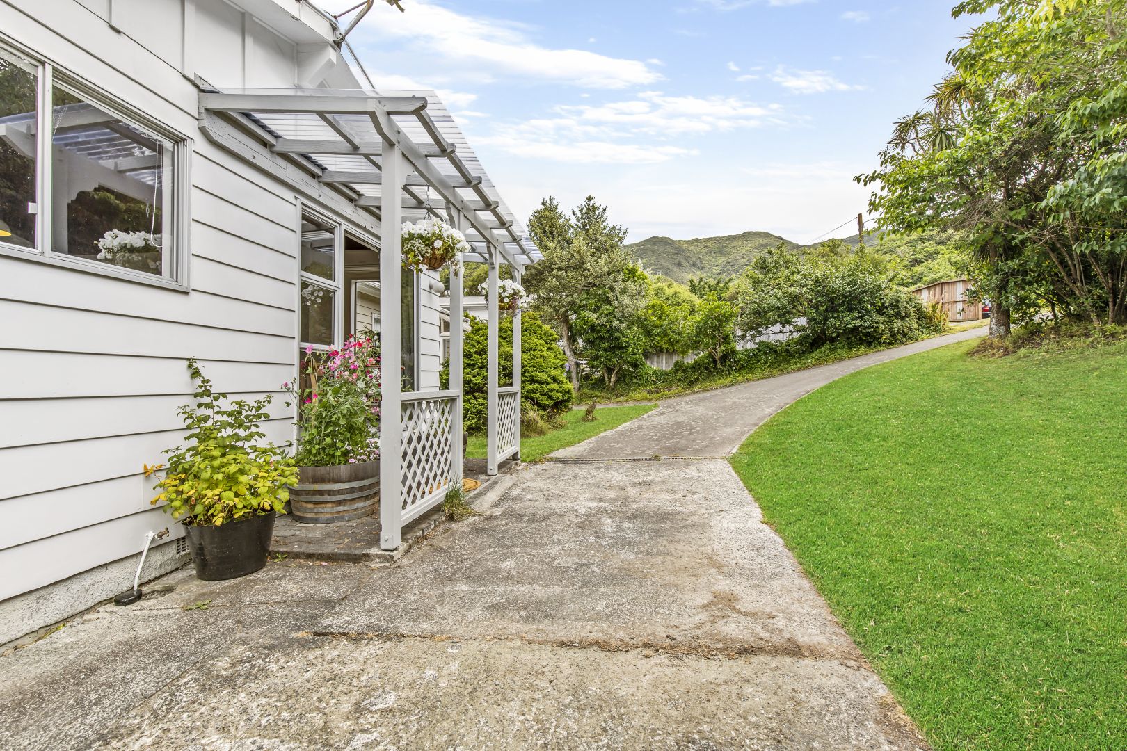 11b Thurleigh Grove, Karori, Wellington, 2房, 1浴