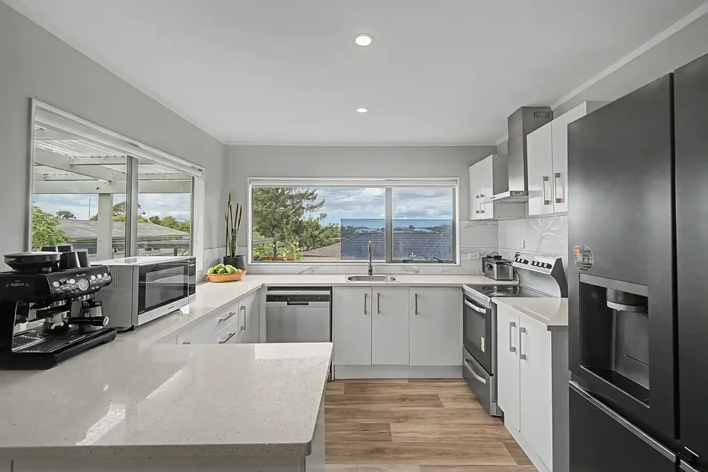 Wattle Downs 3房  VENDORS NEED IT SOLD - DON'T MISS THIS OPPORTUNITY