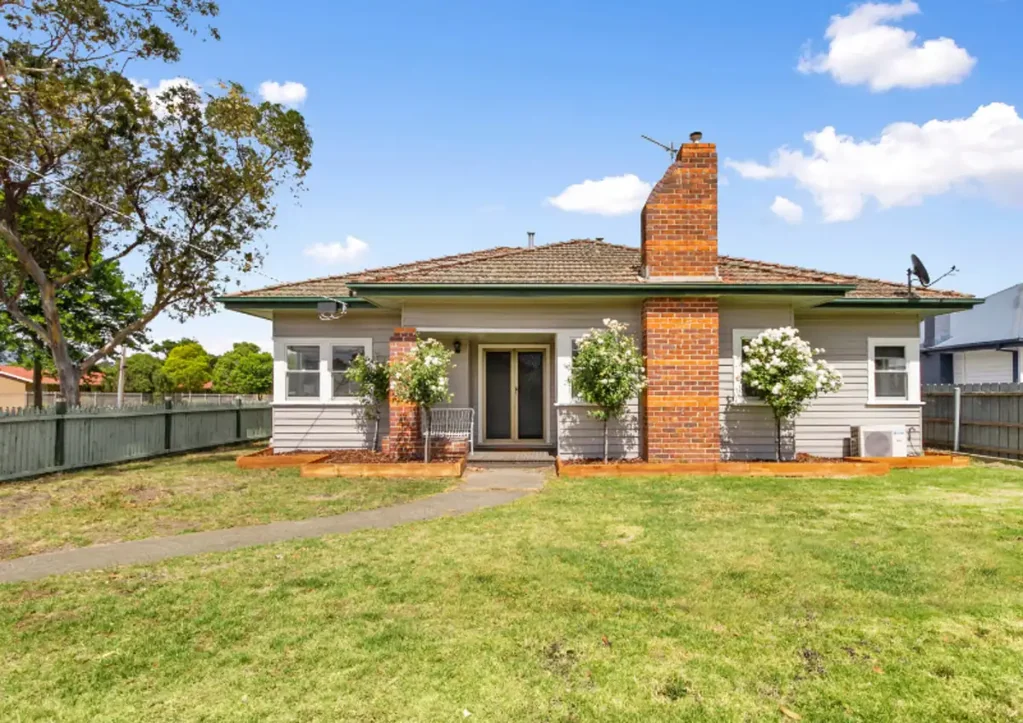Charming 3 Bedroom Home On The Fringe Of CBD