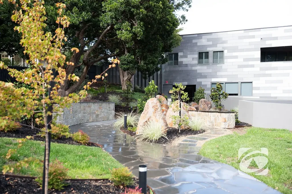 EXCLUSIVE APARTMENT LIVING AT ICONIC LANGMORE