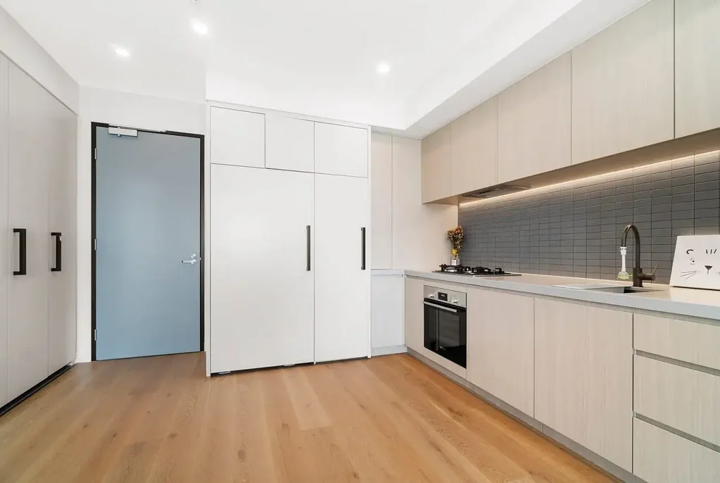Modern Central Apartment!
