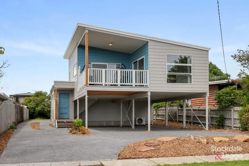 San Remo 3ਬੈੱਡਰੂਮ Contemporary Home in a Central Location